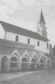 Salives, l'église et le lavoir